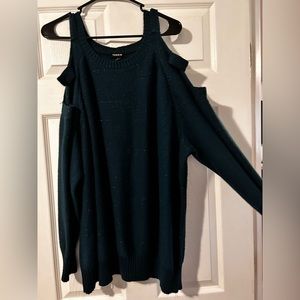 Green plus size sweater with shoulder cutouts.